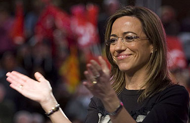 Palmas palmitas. Una ministra de defensa que utiliza el ejercito como si jugara con Barbie y Kent