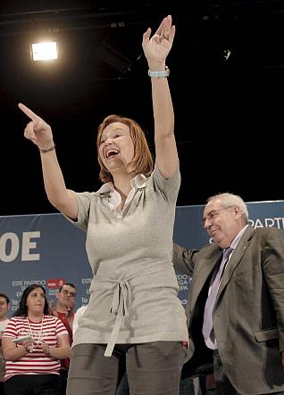 Verdaderamente ¿alguien puede pensar que esta chica está preparada para ser senadora?