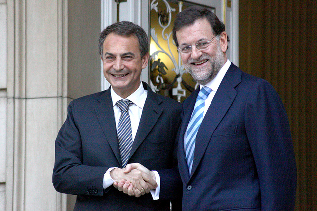 Zapatero-y-Rajoy-en-La-Moncloa1